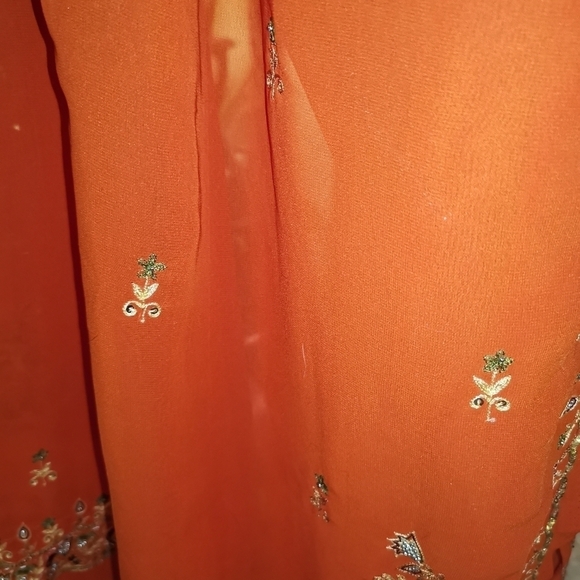 Crepe fabric mango sari - Picture 5 of 5